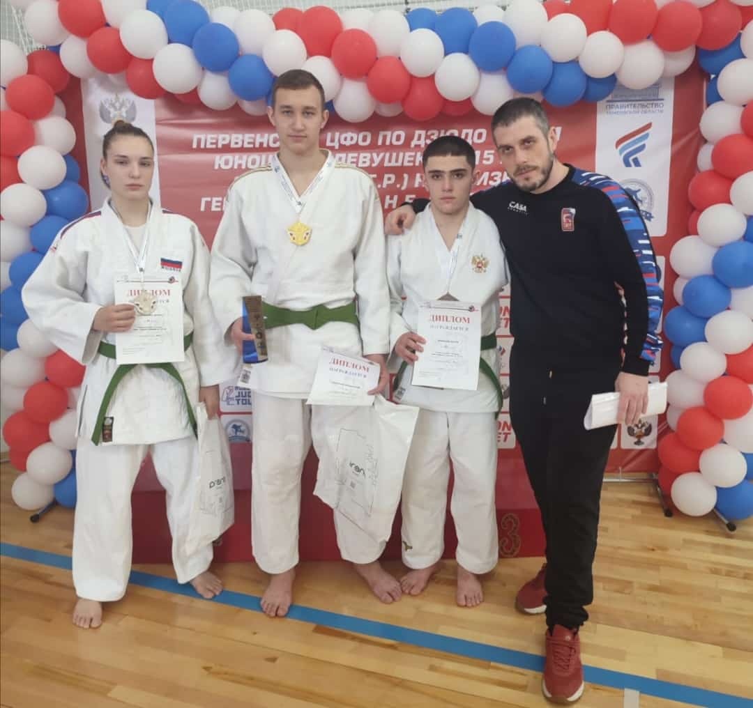  Поздравляем спортсменов и их тренеров Константина Гелбахиани и Александра Корчагина