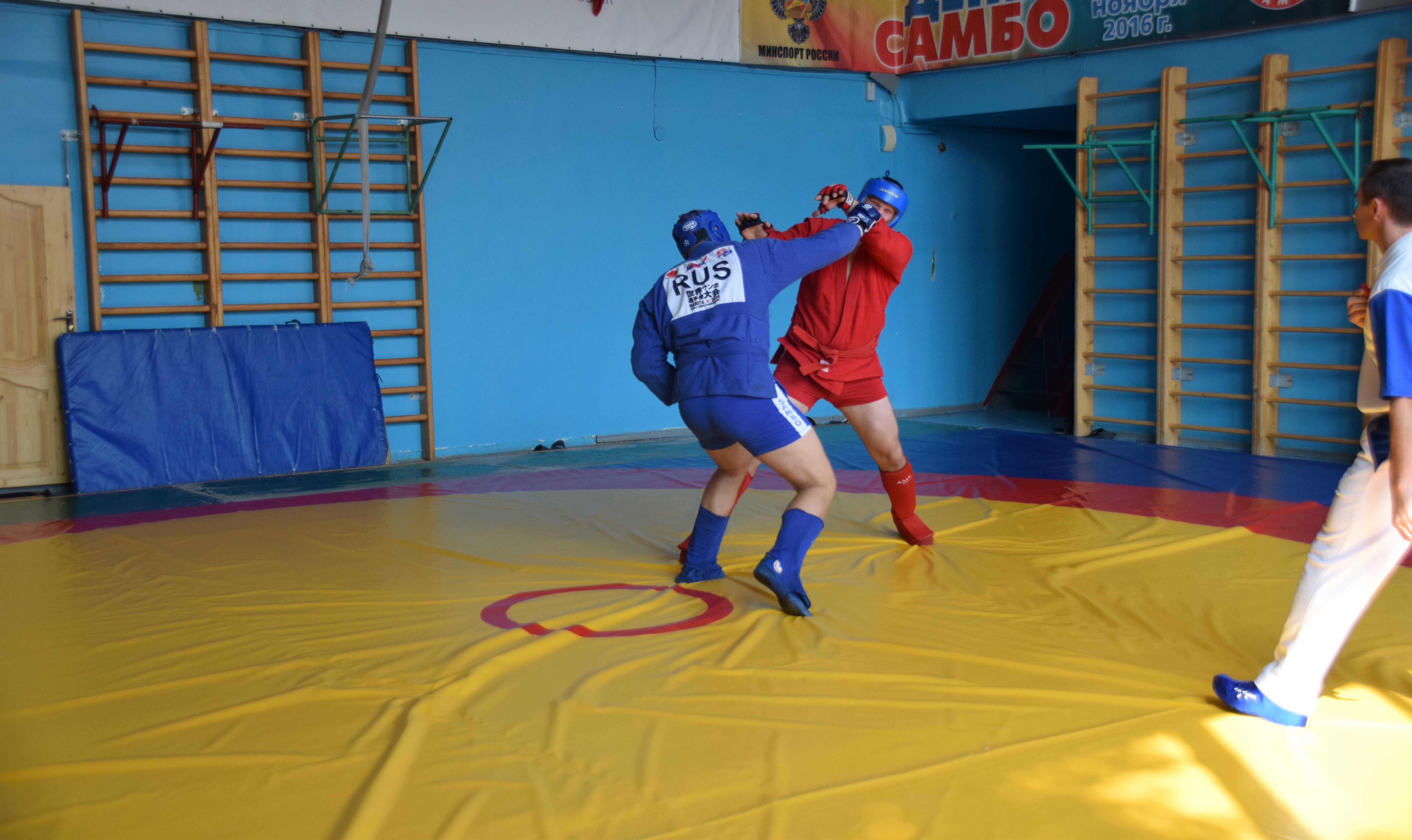 В Старом Осколе 6 сентября 2019 года прошел чемпионат Белгородской области по боевому самбо среди мужчин.
