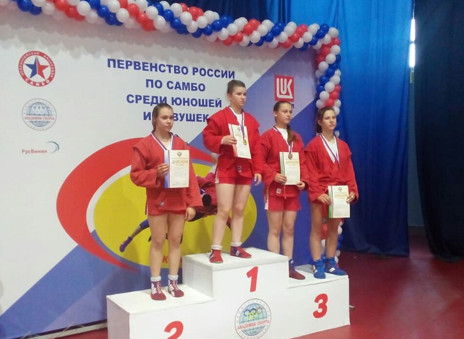 Виталина Ларина - серебряный призер первенства России по самбо в Кстово