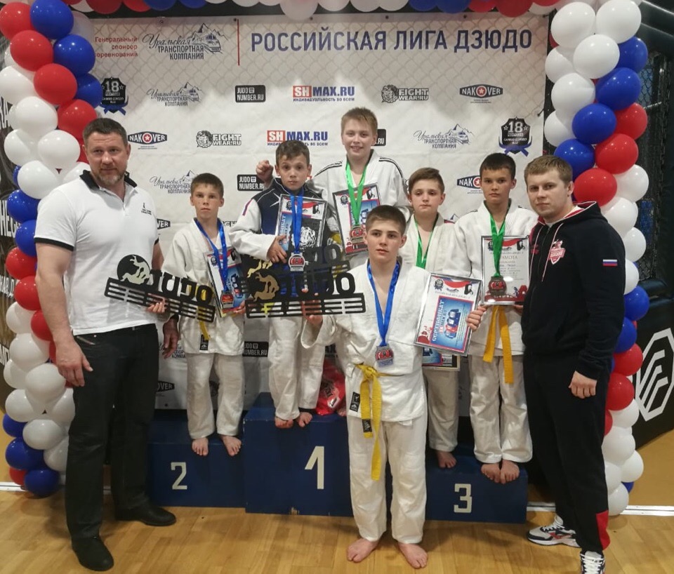 Старооскольцы успешно выступили на всероссийском турнире по дзюдо в Химках