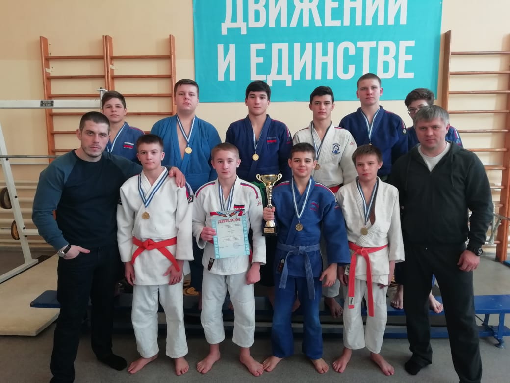 Старооскольцы стали победителями командных соревнований в Белгороде.